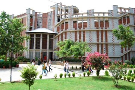 AKGEC Ghaziabad BTech Fees 2025: AKTU Affiliated, Hostel & Management Quota - FindMyCollege
