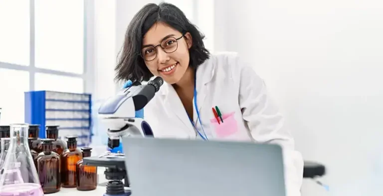 Master of Science Degree: Course Structure, Specialisations & Career Opportunities - FindMyCollege